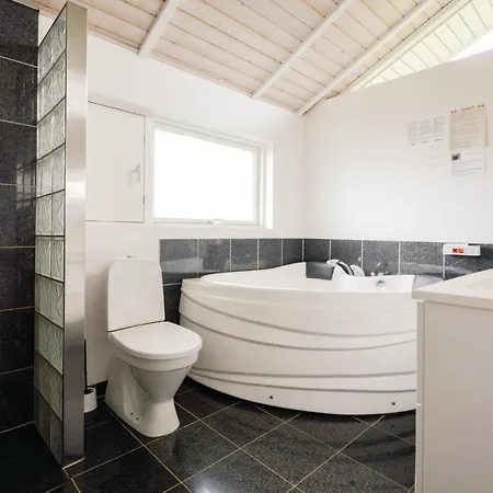 3 Bedroom Gorgeous Home In Haderslev *